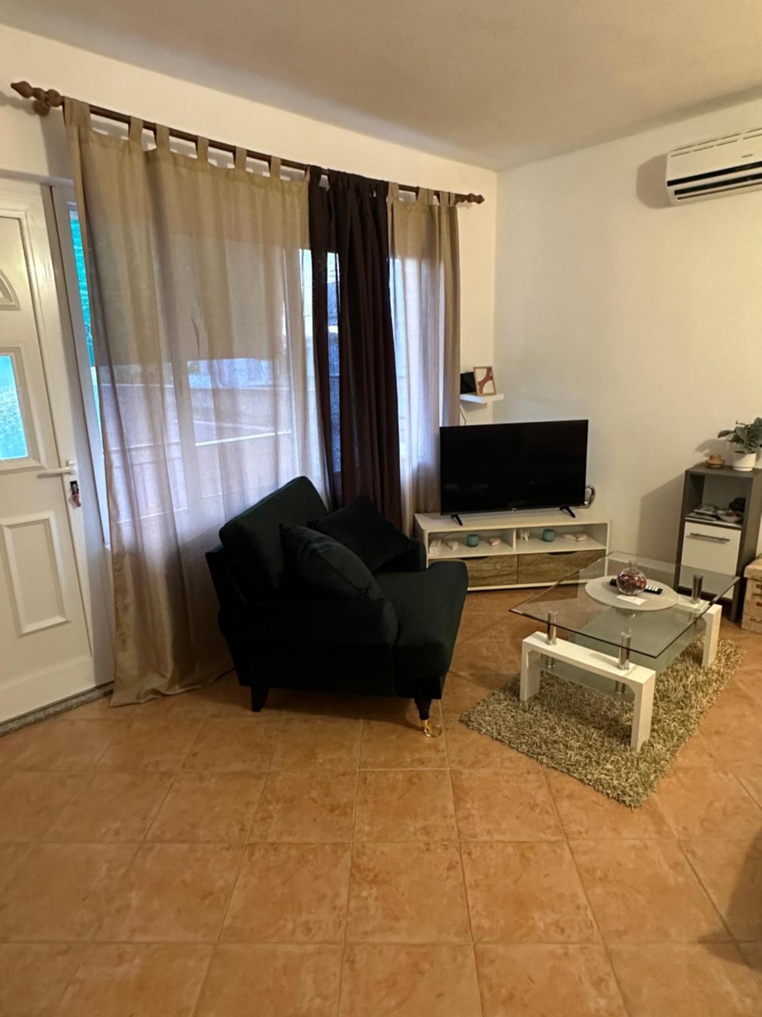 בטינה Apartments Vala מראה חיצוני תמונה